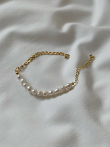 JESSICA Baroque Pearl Bracelet