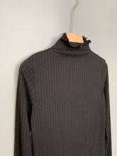 Load image into Gallery viewer, Ribbed Turtleneck Top