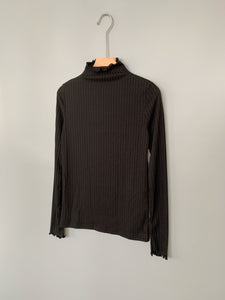 Ribbed Turtleneck Top