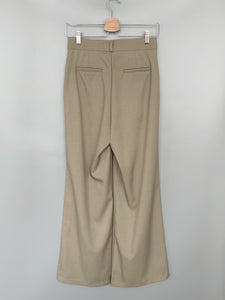 Wide-leg Pants in Khaki