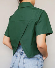 Load image into Gallery viewer, Cropped Shirt with Back Slit