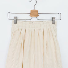 Load image into Gallery viewer, Corduroy Wide-leg Pants