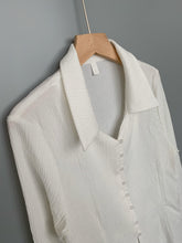Load image into Gallery viewer, Slim Fit Blouse