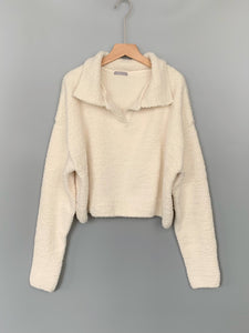 Knitted Sweater with Collar