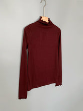 Load image into Gallery viewer, Ribbed Turtleneck Top